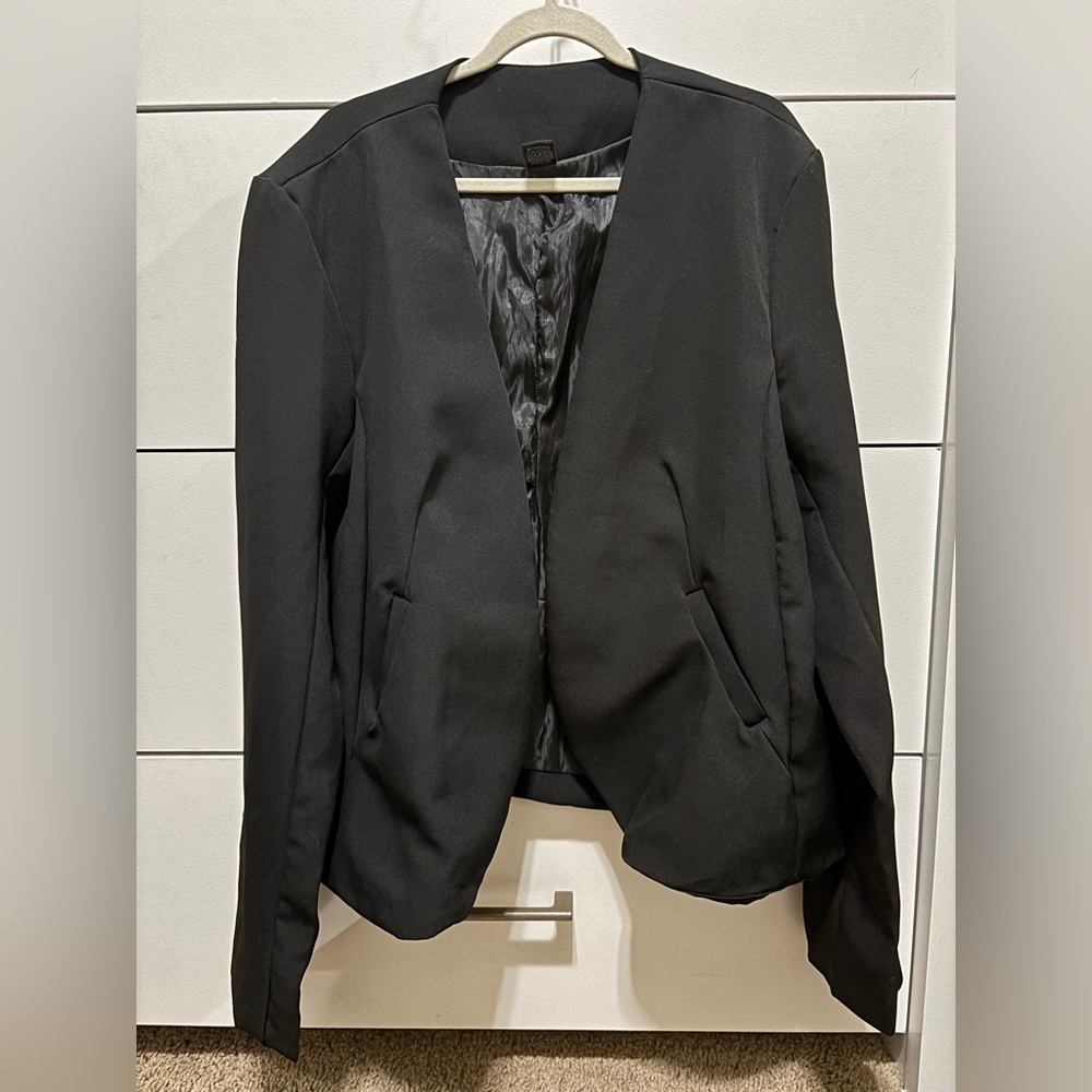 Black blazer size 2. NWOT